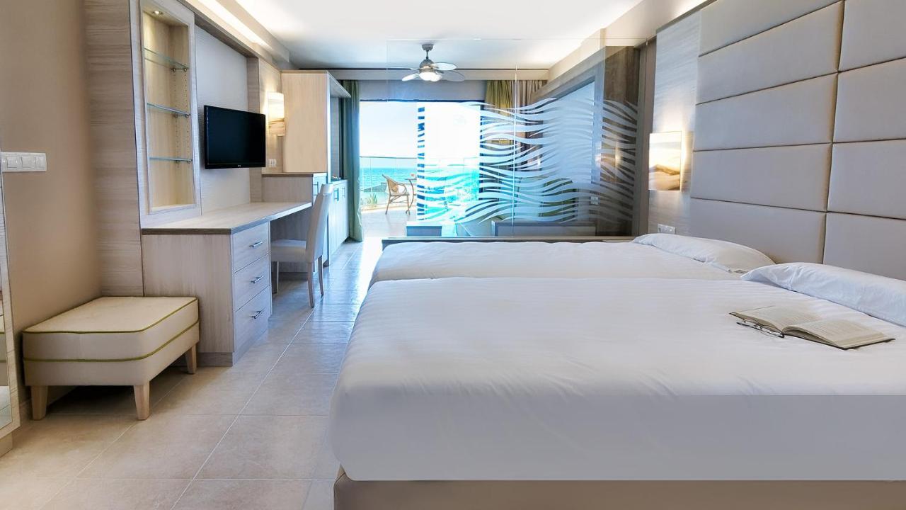 Single Room,1306678555:JPEG